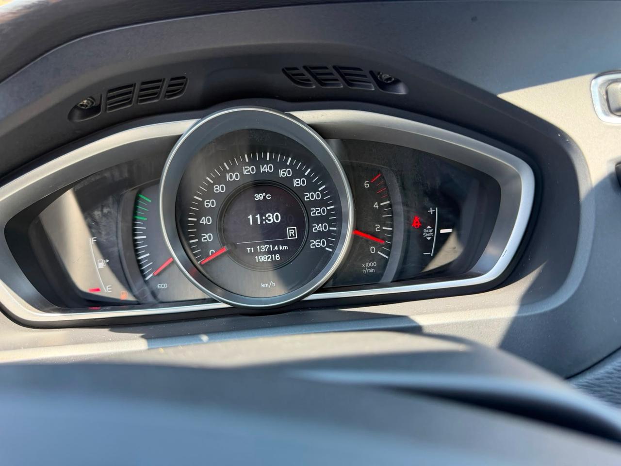 Volvo V40 D2 1.6 Summum neopatentati
