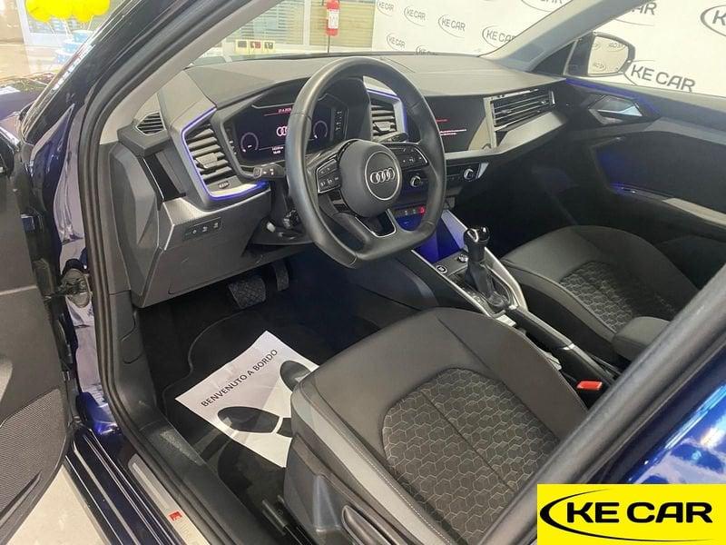 Audi A1 Sportback 30 TFSI S tronic Identity Black-GAR. 05/2029