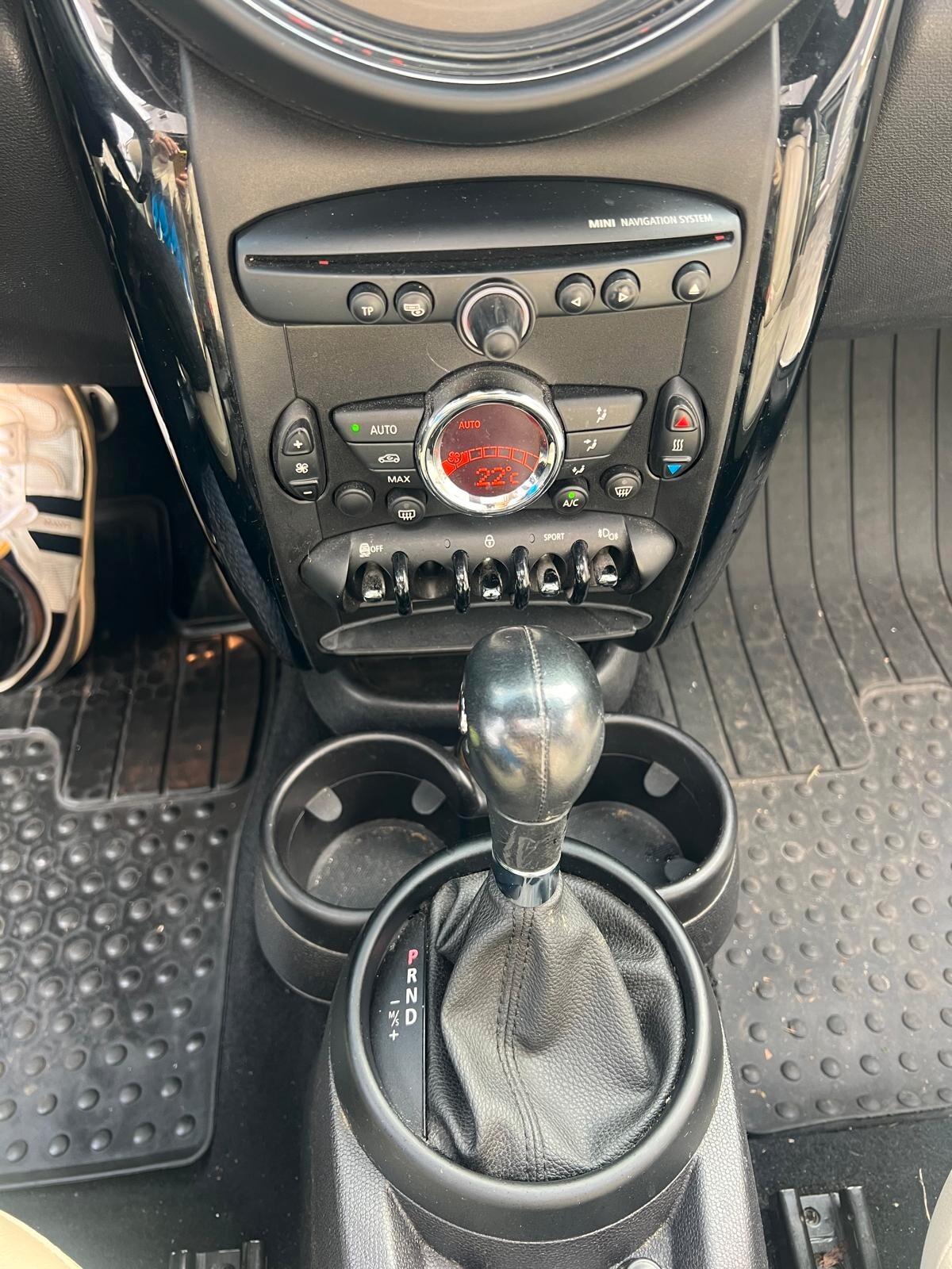 MINI 2.0 COOPER SD BUSINESS XL COUNTRYMAN ALL4
