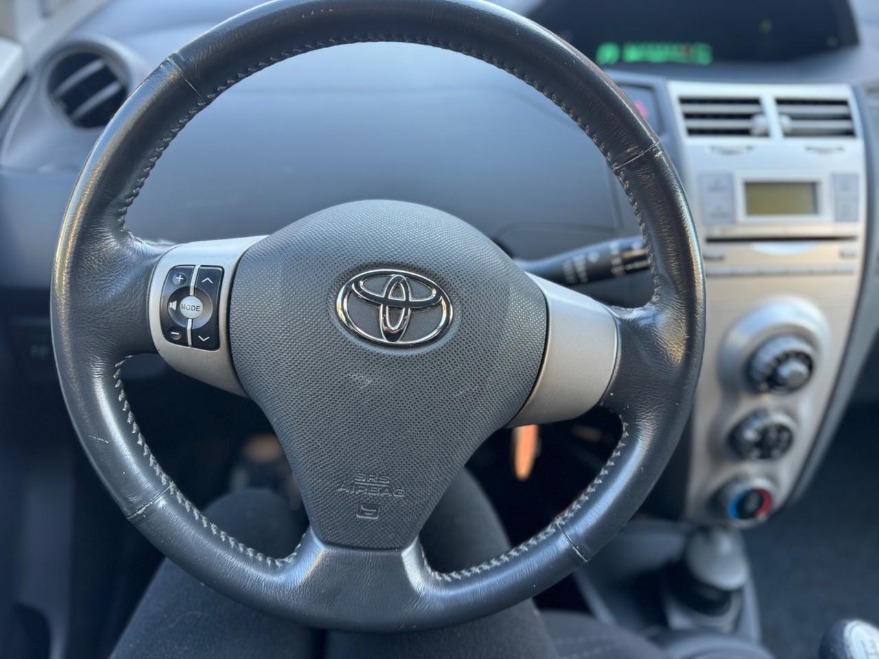 Toyota Yaris 1.0 3 porte 2006