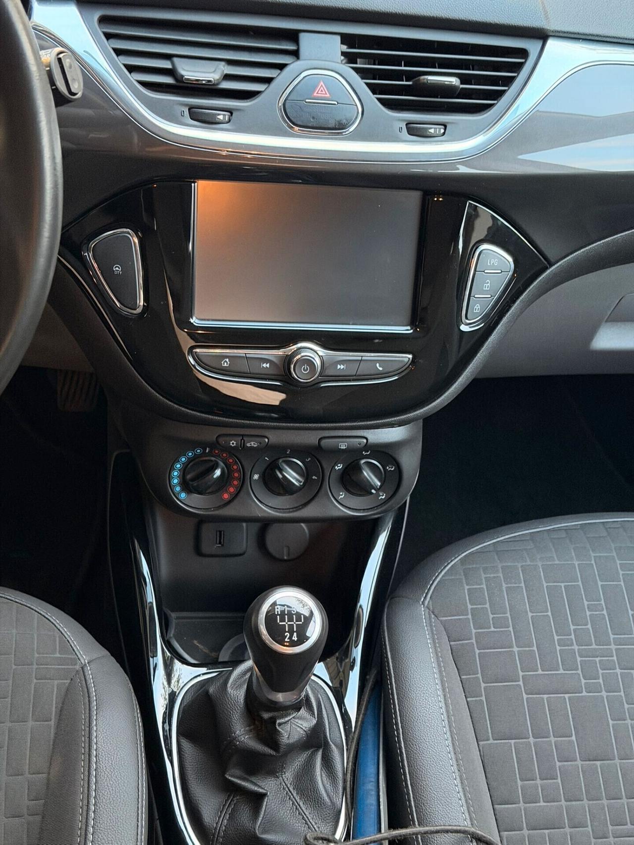 Opel Corsa 1.4 90CV GPL Tech 5 porte Innovation