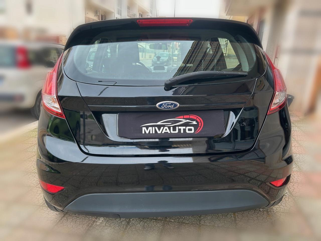 Ford Fiesta 1.5 TDCi 75CV 5 porte Business