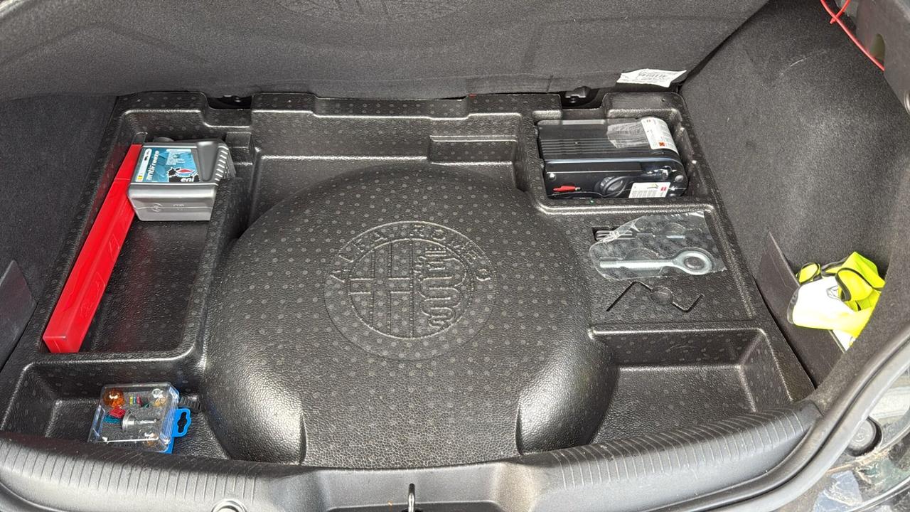 Alfa Romeo Giulietta 1.4 Turbo 120 CV GPL Super