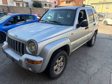 Jeep Cherokee 2.5 CRD Limited 4x4 gancio traino