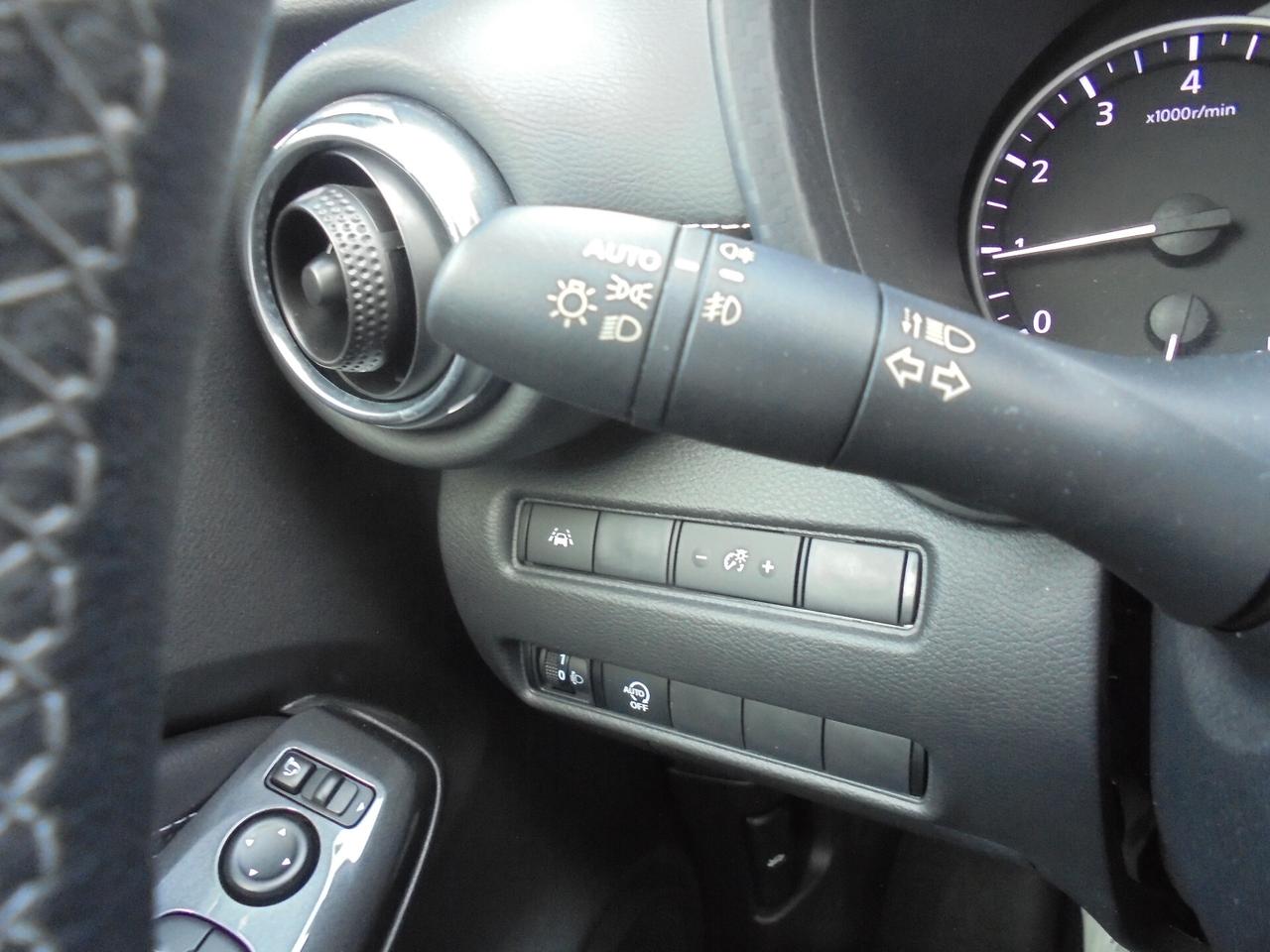 Nissan Juke 1.0 DIG-T 114 CV N-Connecta