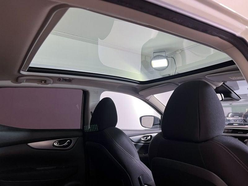 Nissan Qashqai Qashqai 1.5 dCi N-Connecta