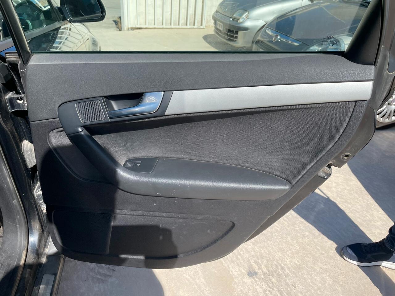 AUDI A3 SPB 2.0TDI AMBITION PROMO ESTATE
