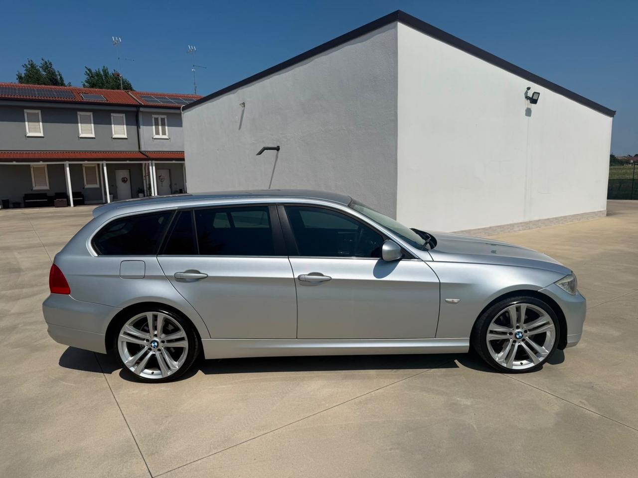 Bmw 318d 2.0 143CV cat Touring Futura automatica
