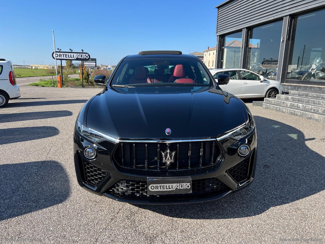 MASERATI Levante V6 Diesel AWD Gransport IVA DEDUCIBILE