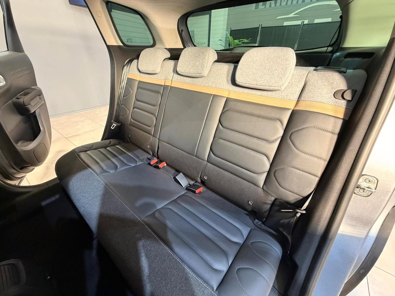 Citroen C3 Aircross BlueHDi 110 S&S Shine Pack