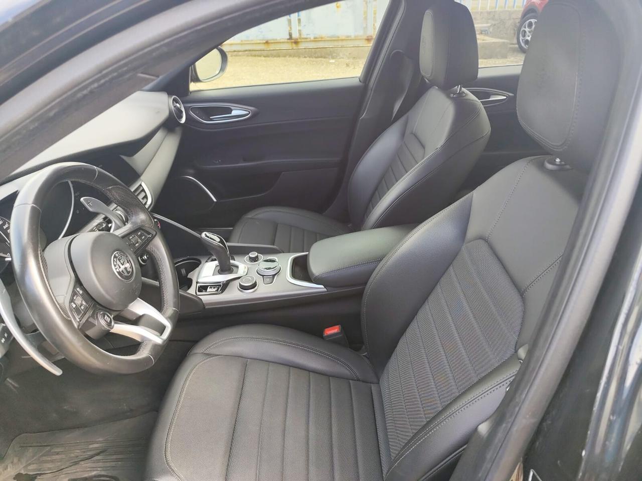 Alfa Romeo Giulia 2.2 Turbodiesel 190 CV AT8 Sprint