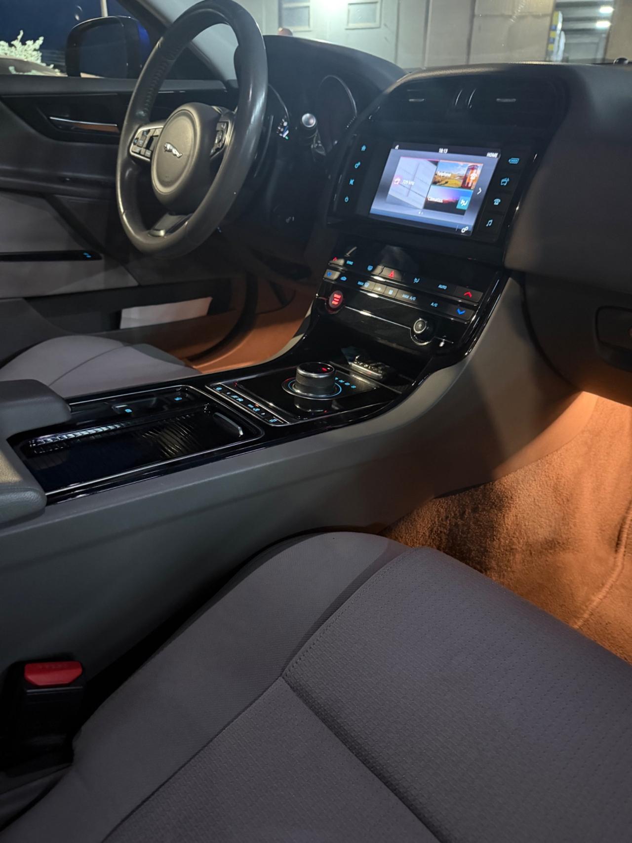 Jaguar XE 2.0 D 163 CV Portfolio