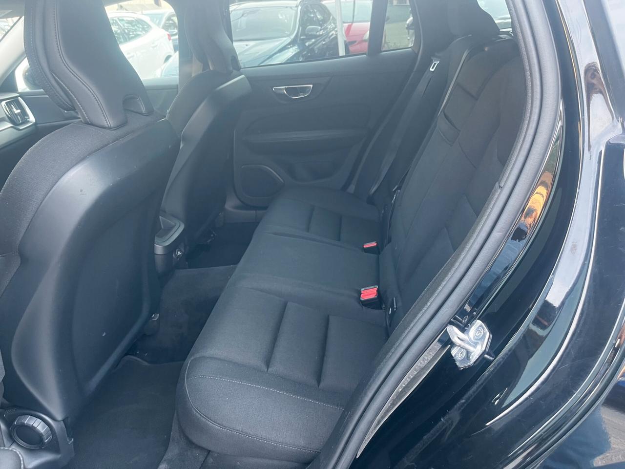 Volvo V60 D3 Geartronic Momentum