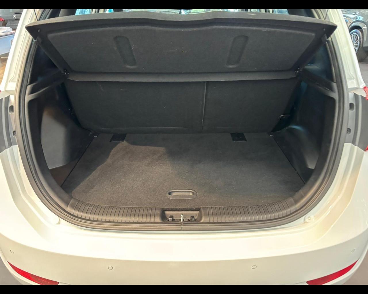 HYUNDAI ix20 - ix20 1.4 Comfort FL E6