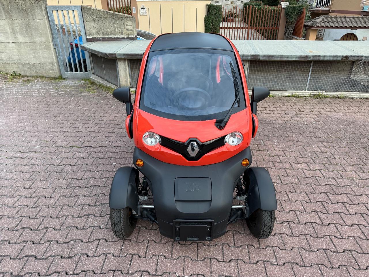 Renault Twizy 45 PARI AL NUOVO - SOLO 129 KM!!!