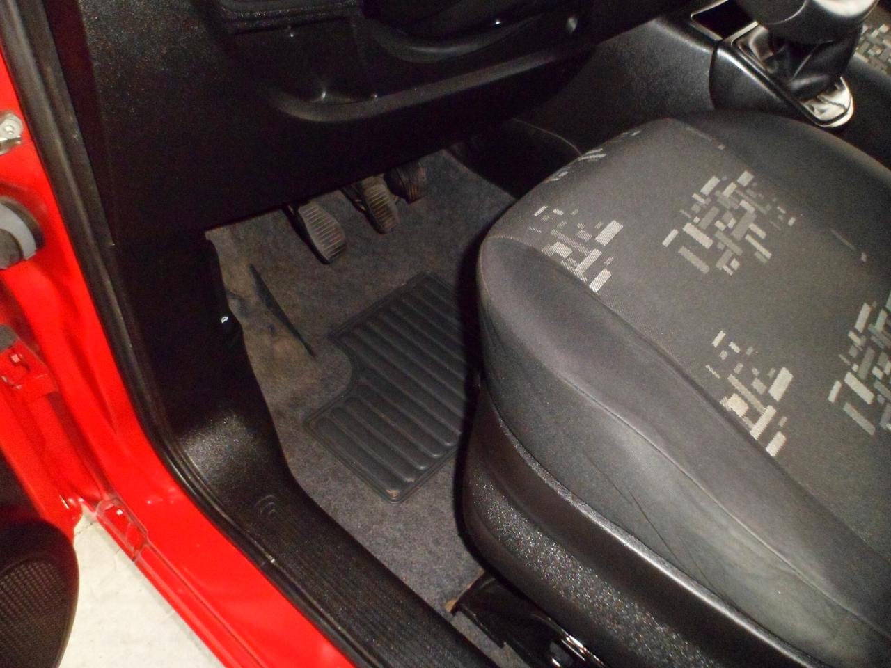 Fiat Qubo 1.4 benzina full optional 11