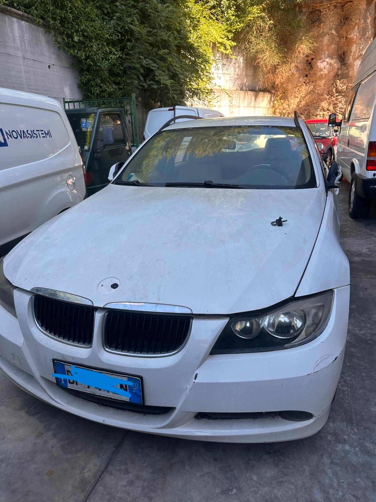 Bmw 320 320d PER RICAMBI