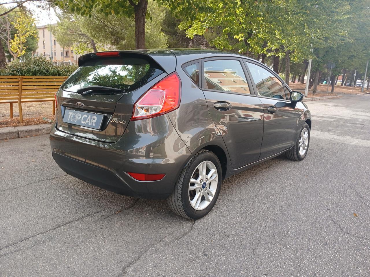 Ford Fiesta 1.5 TDCi 75CV 5 porte Titanium