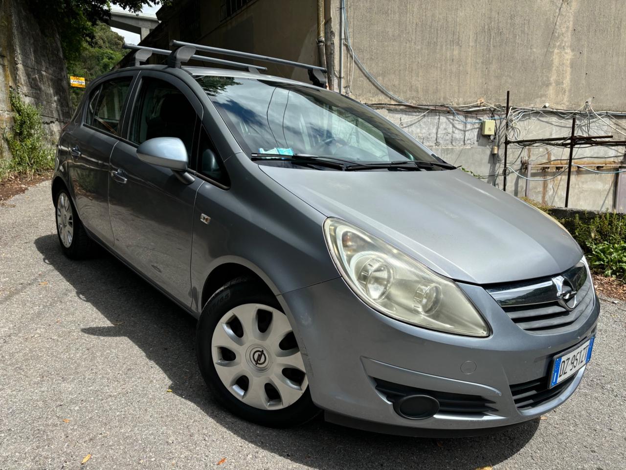 Opel Corsa 1.2 5 porte Club