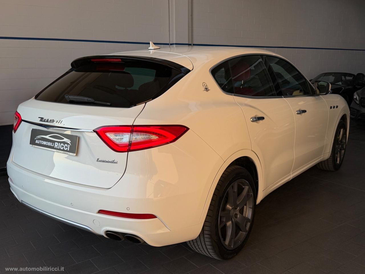 MASERATI Levante V6 430 CV AWD S ERMENEGILDO ZEGNA
