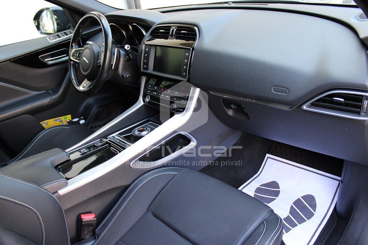 JAGUAR F-Pace 2.0 D 240 CV AWD aut. R-Sport