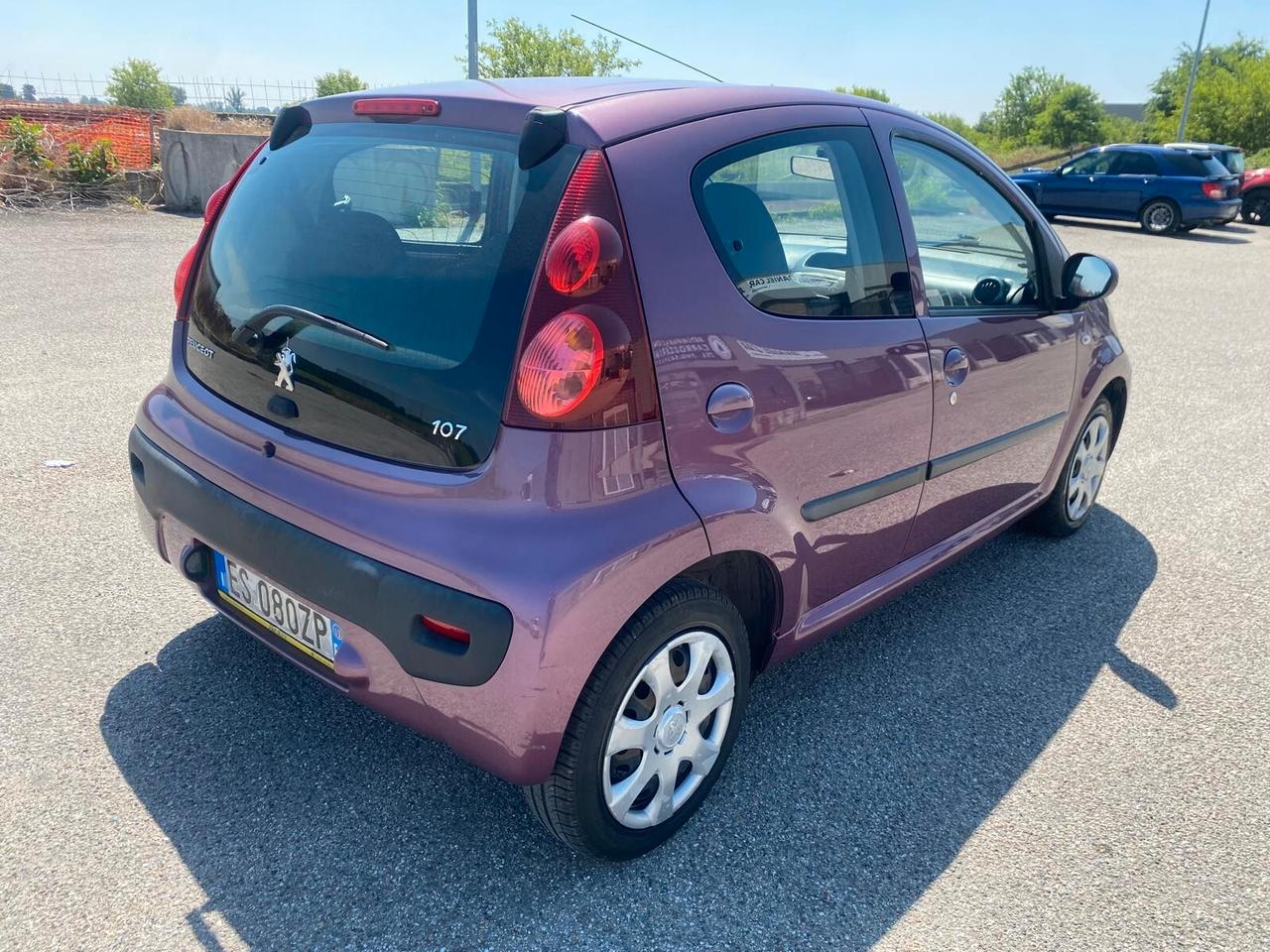 Peugeot 107 1.0 68CV 5p. Superga ADATTA AI NEOPATENTATI
