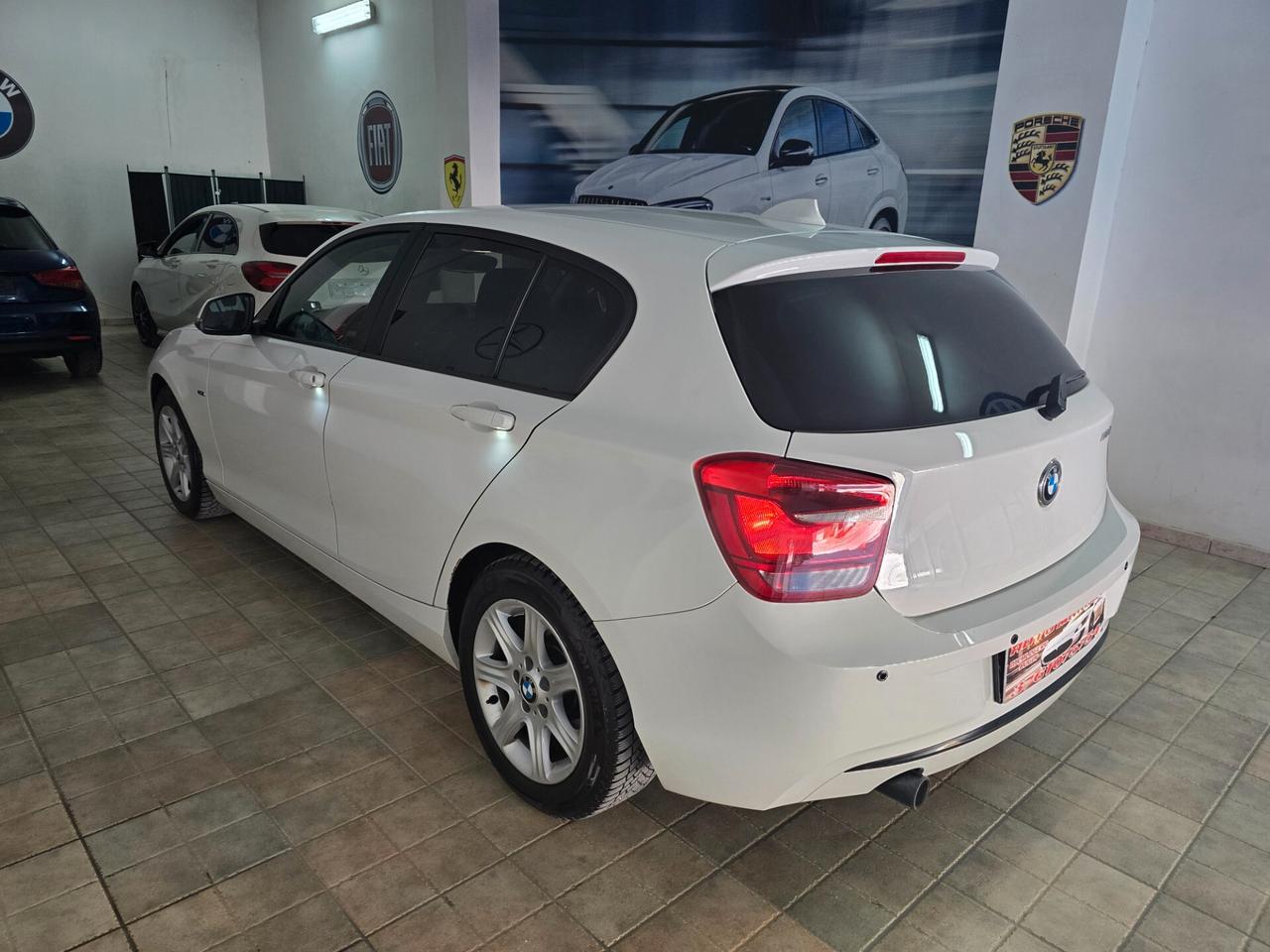 Bmw 118 118d 5p. Sport