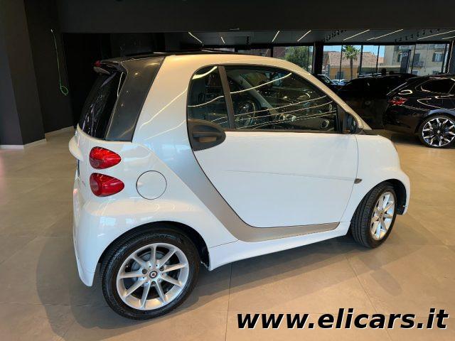 SMART ForTwo 1000 52 kW MHD coupé passion