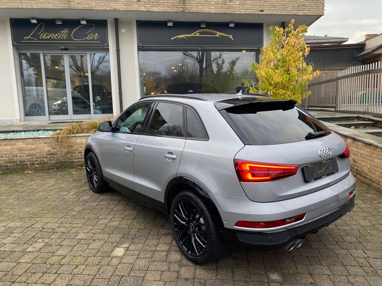 Audi Q3 2.0 TDI 120 CV S-tronic Sport S-Line