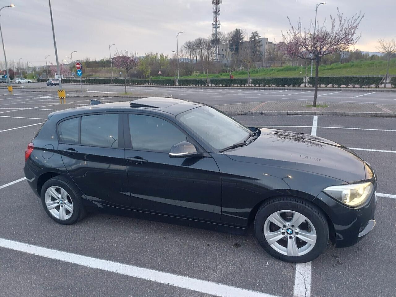 BMW 120D 2014*NAVI*TETTO*AUTOMATICA*XENON