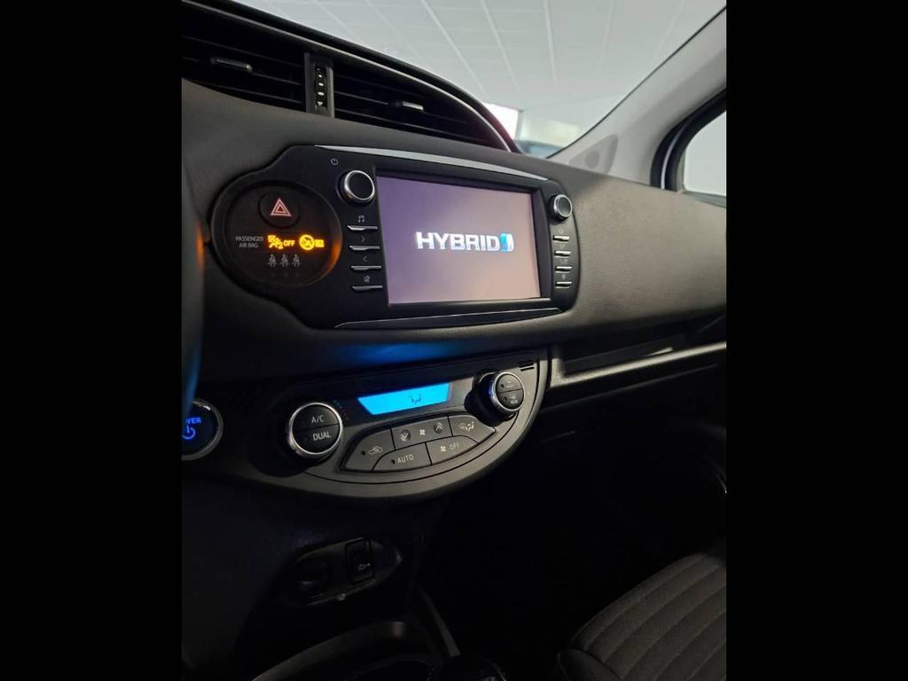 Toyota Yaris 5 Porte 1.5 VVT-i Hybrid Active E-CVT