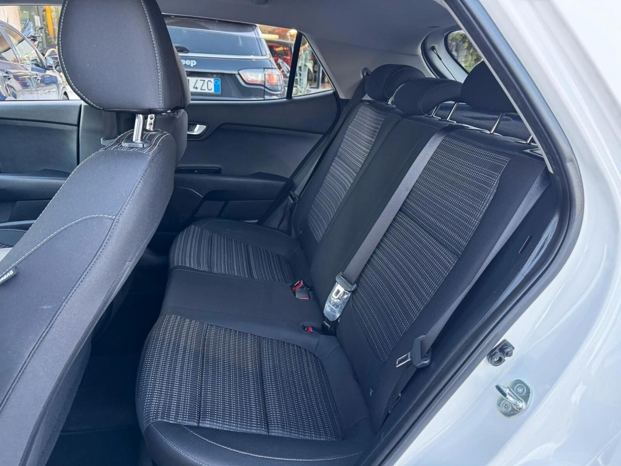 KIA STONIC 1.0 GPL 2023 AUTOMATICO