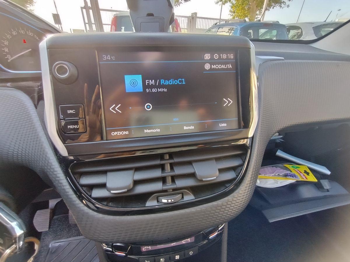 PEUGEOT - 2008 - BlueHDi 120 S&S Allure