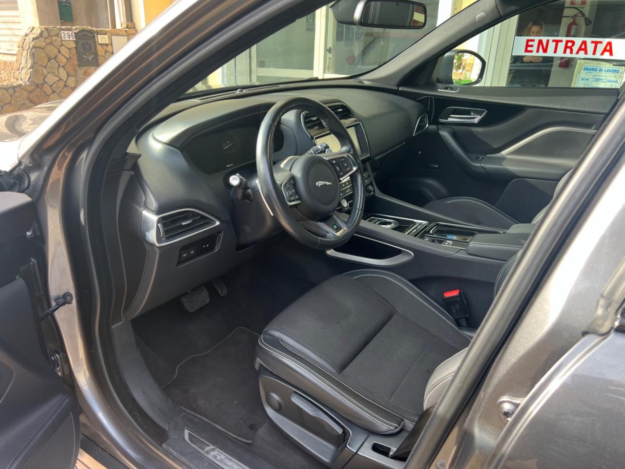 Jaguar F-Pace 2.0 D 240 CV AWD aut. R-Sport