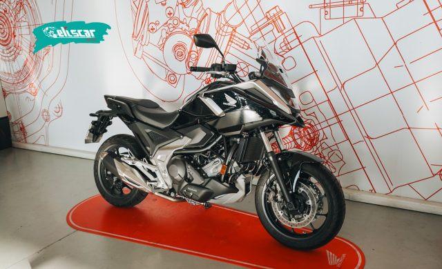 HONDA NC750X DCT