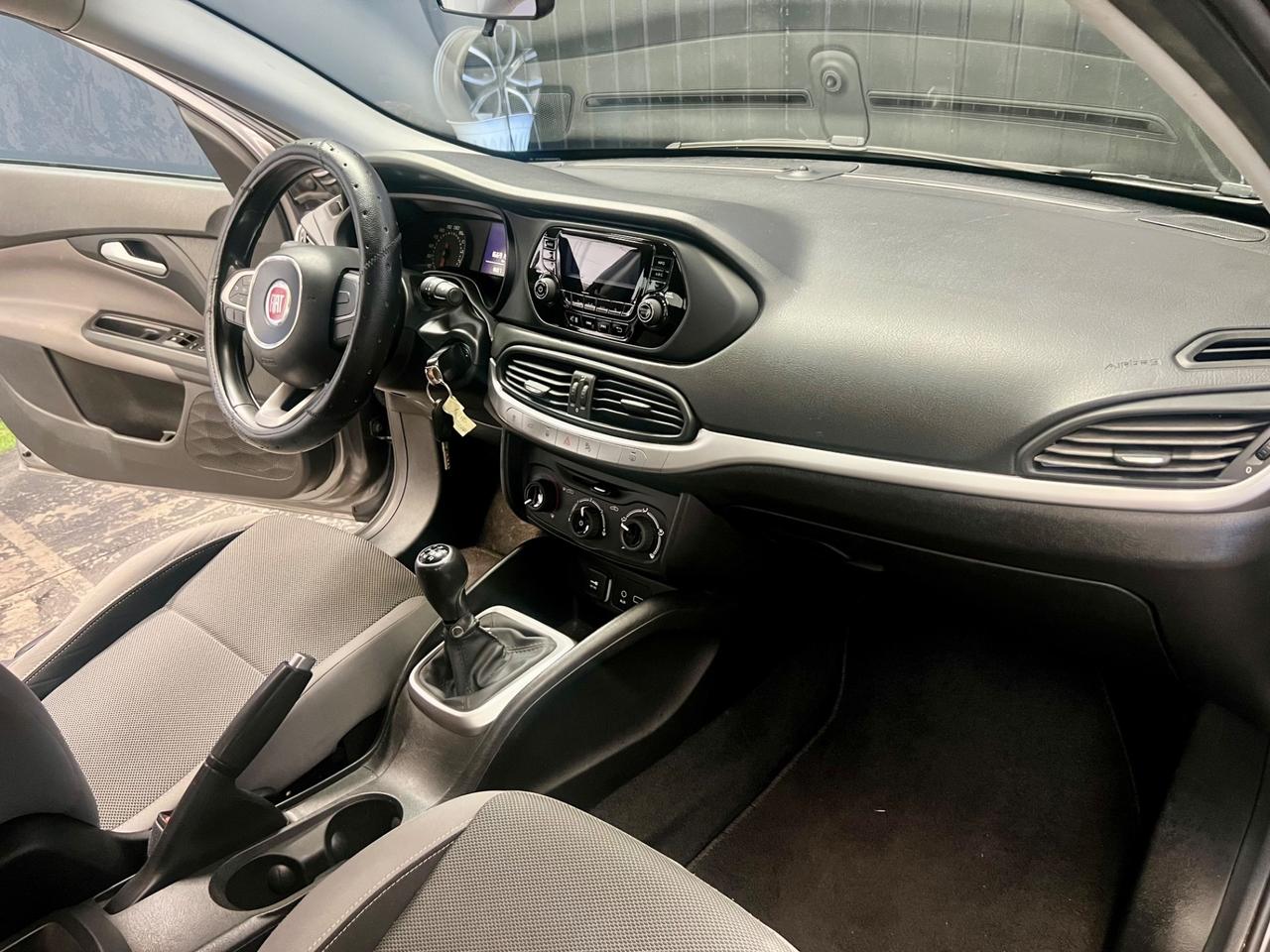 Fiat Tipo 1.3 Mjt S&S 5 porte Easy