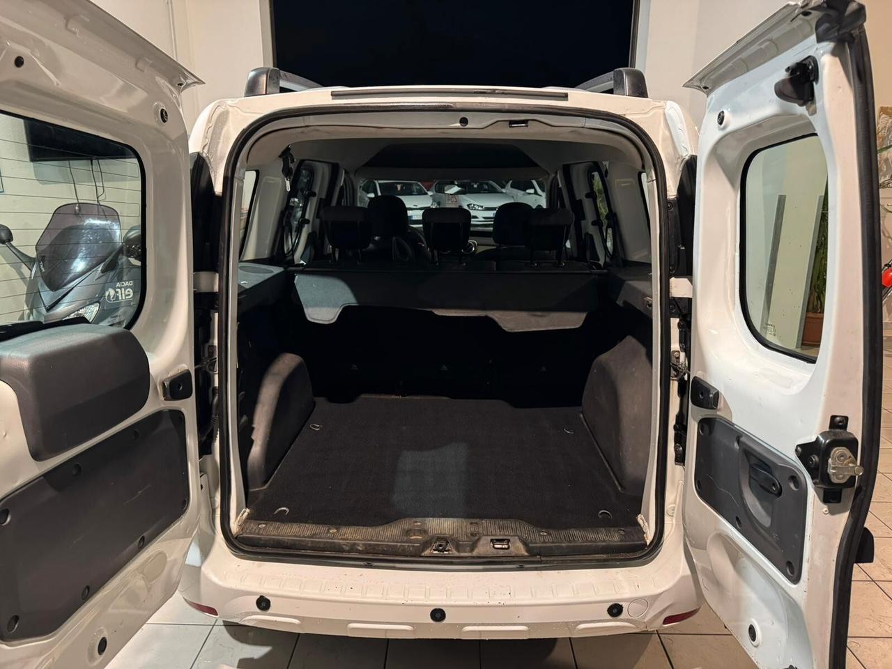 Dacia Dokker 1.6 8V 85CV GPL Lauréate