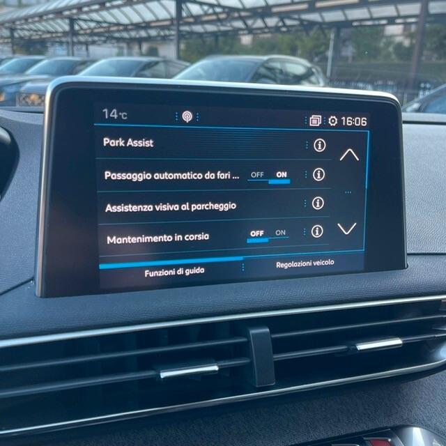 Peugeot 3008 BlueHDi 130 S&S EAT8 Allure