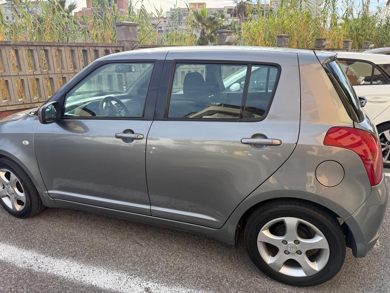 Suzuki Swift 1.3 5p. GLX