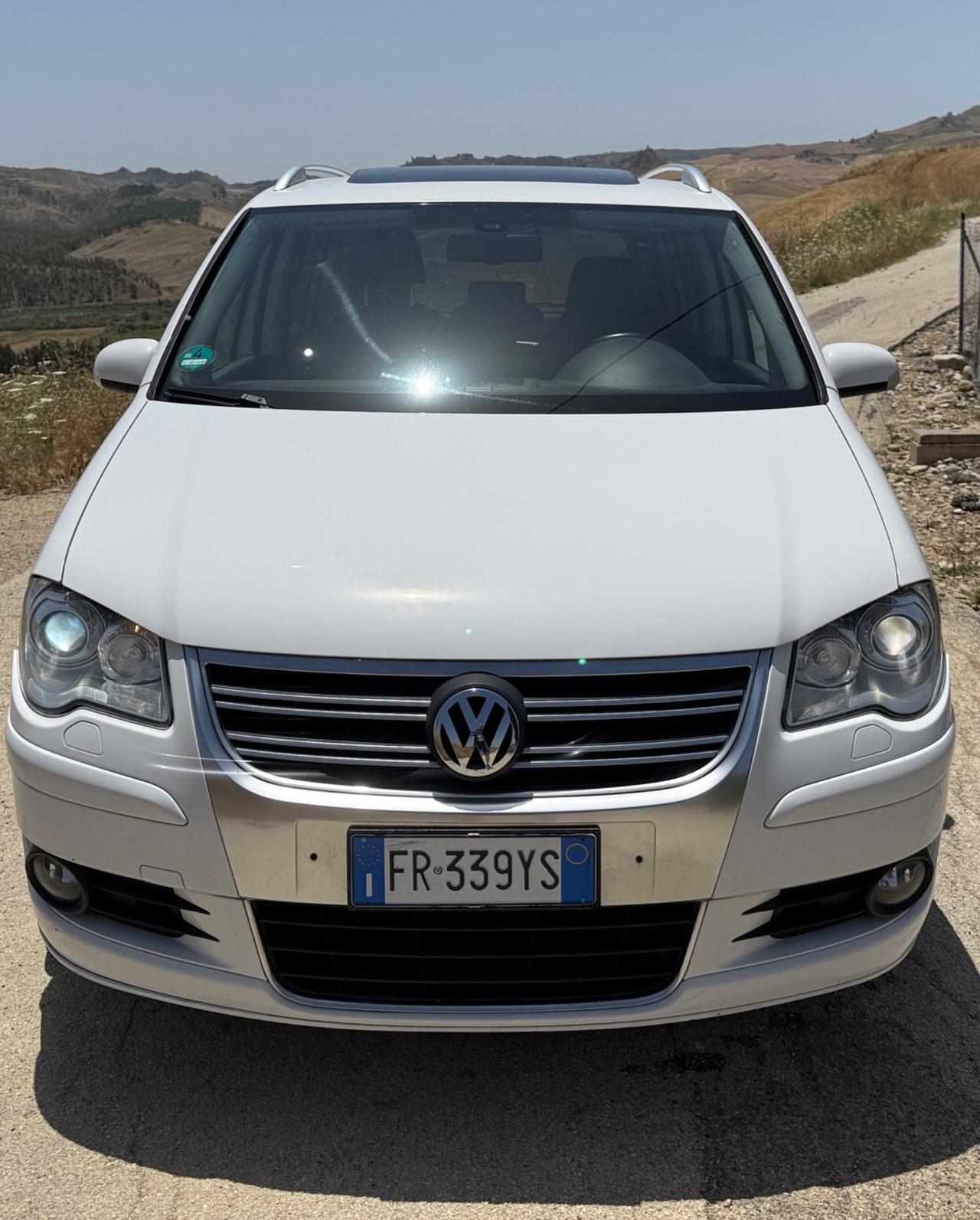 Volkswagen Touran 2.0 TDI DPF Highline