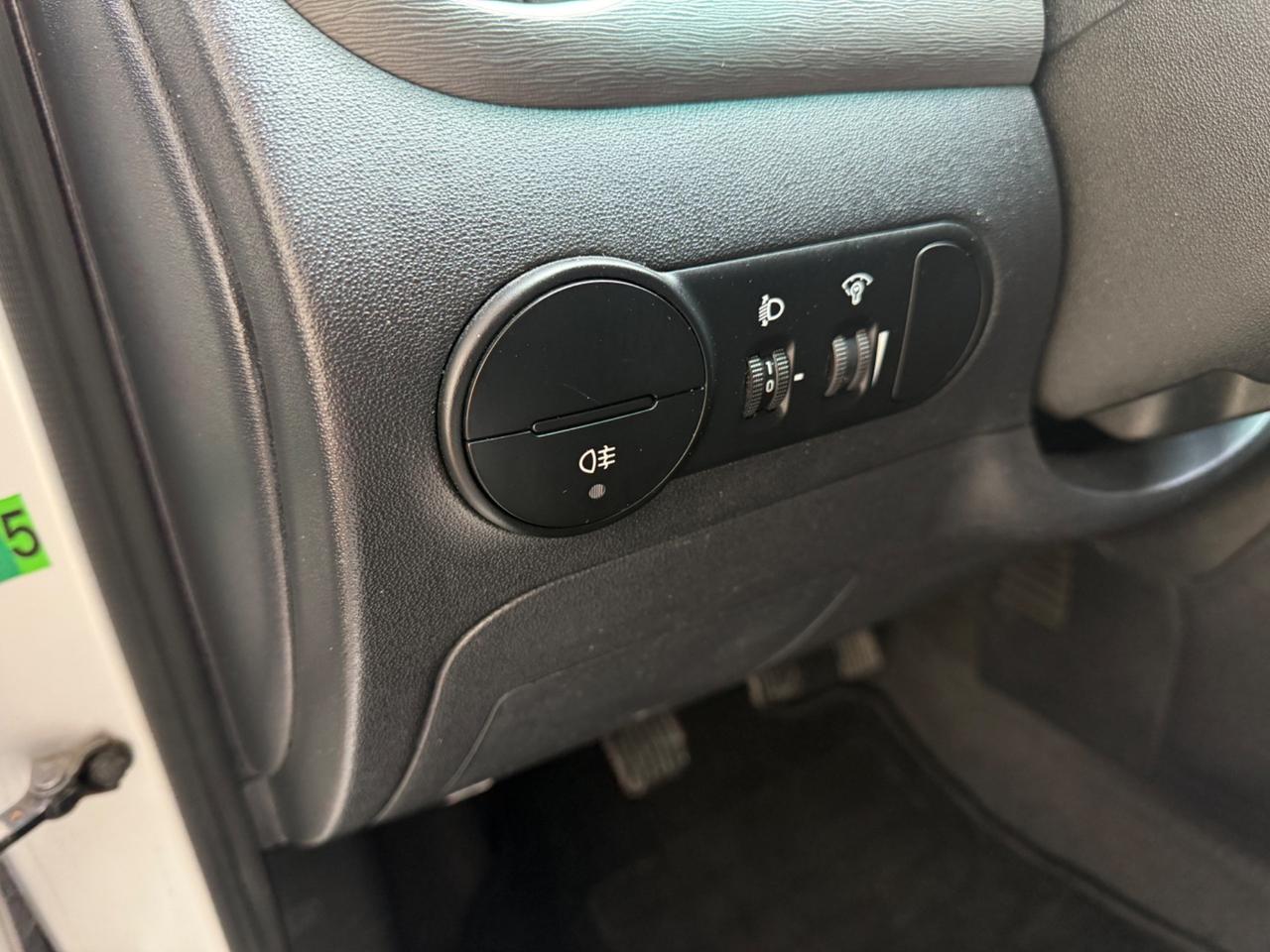i10 1.1 12V Sound Edition