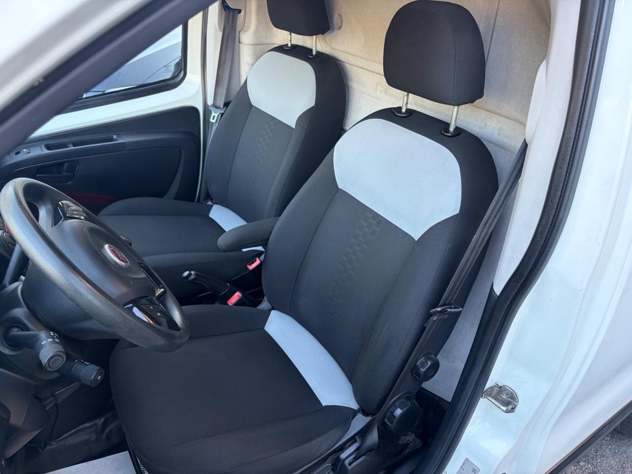 Fiat Fiorino 1.3 MJT 95CV Cargo SX