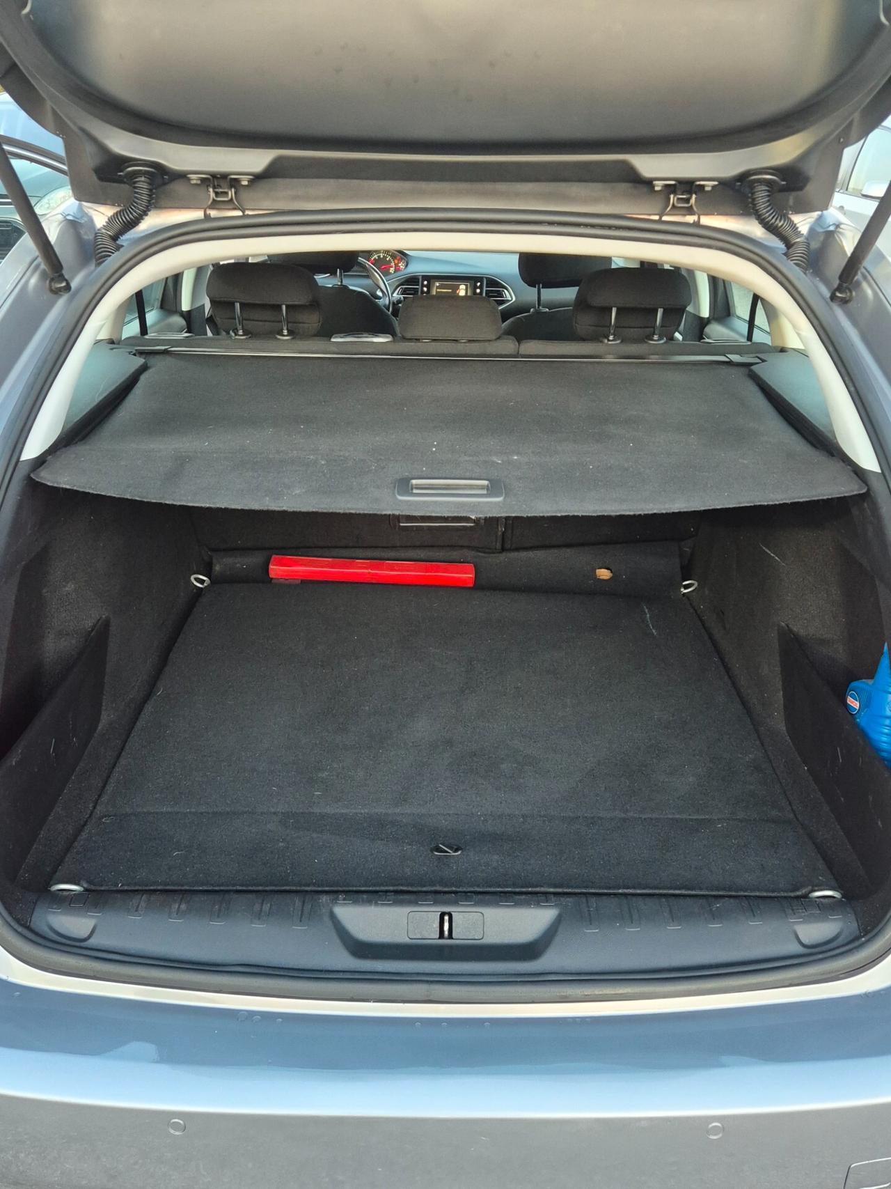 Peugeot 308 BlueHDi 130 S&S SW Business