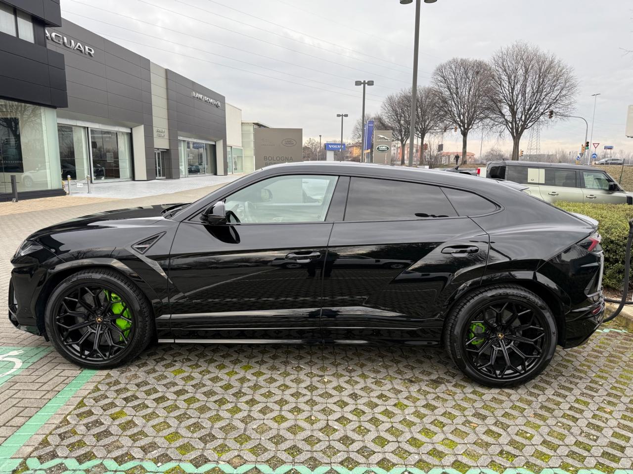 Lamborghini Urus 4.0 - prezzo top italia