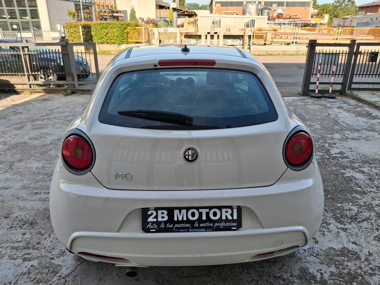 Alfa Romeo MiTo 1.4 Distinctive 78cv E6 GPL