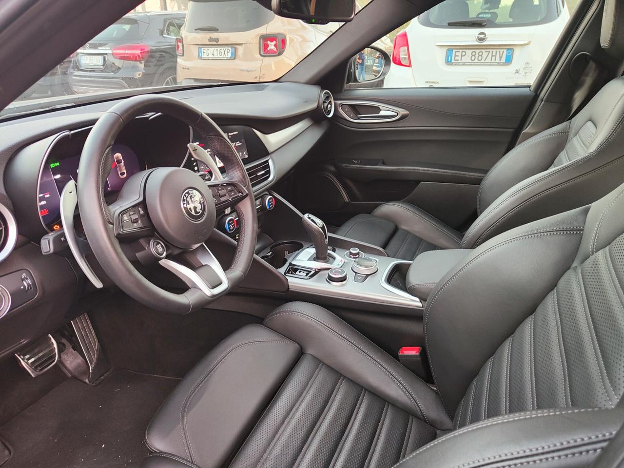 Alfa Romeo Giulia 2.0 Turbo 280 CV AT8 AWD Q4 Veloce km 0