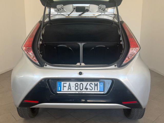 TOYOTA Aygo 1.0 VVT-i 69 CV 5 porte x-wave