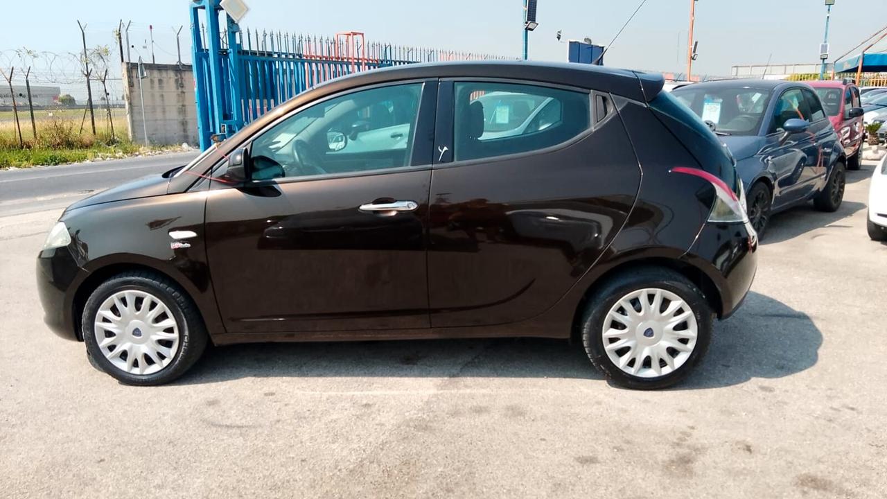 Lancia Ypsilon 1.2 BENZINA