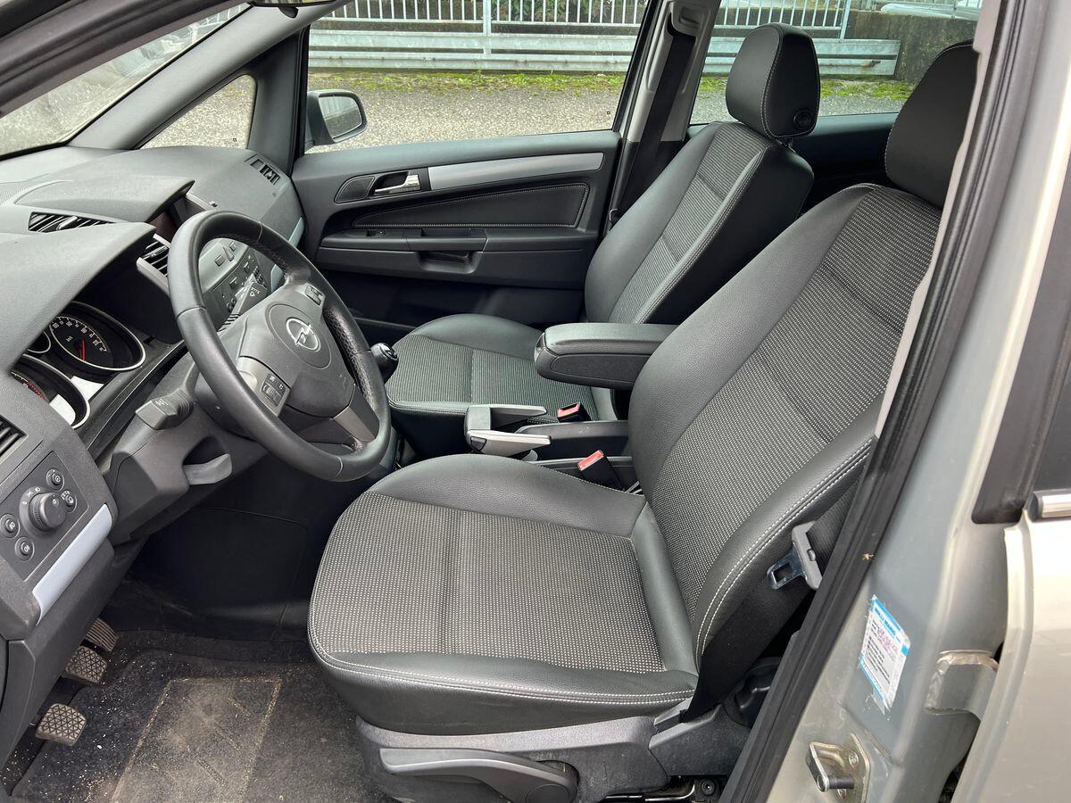 Opel Zafira 1.9 CDTI 120CV Cosmo