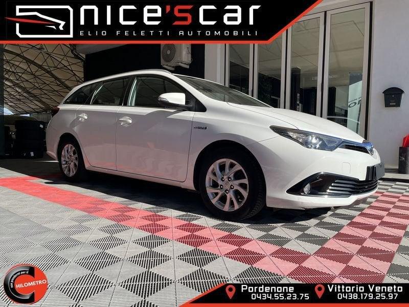 Toyota Auris Touring Sports 1.8 Hybrid Active